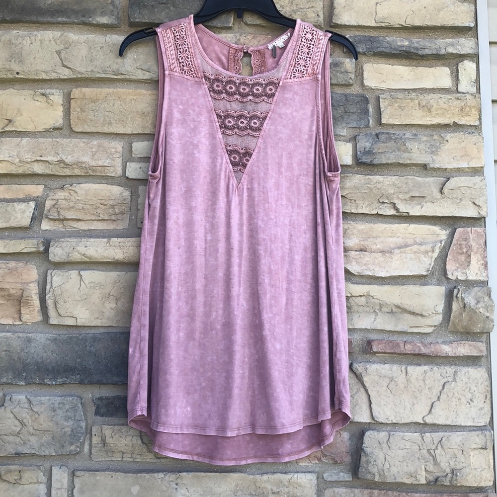 Buckle mauve tank